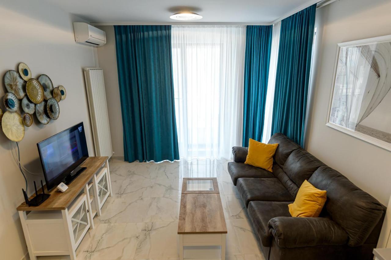 Atlantis & Apartment *