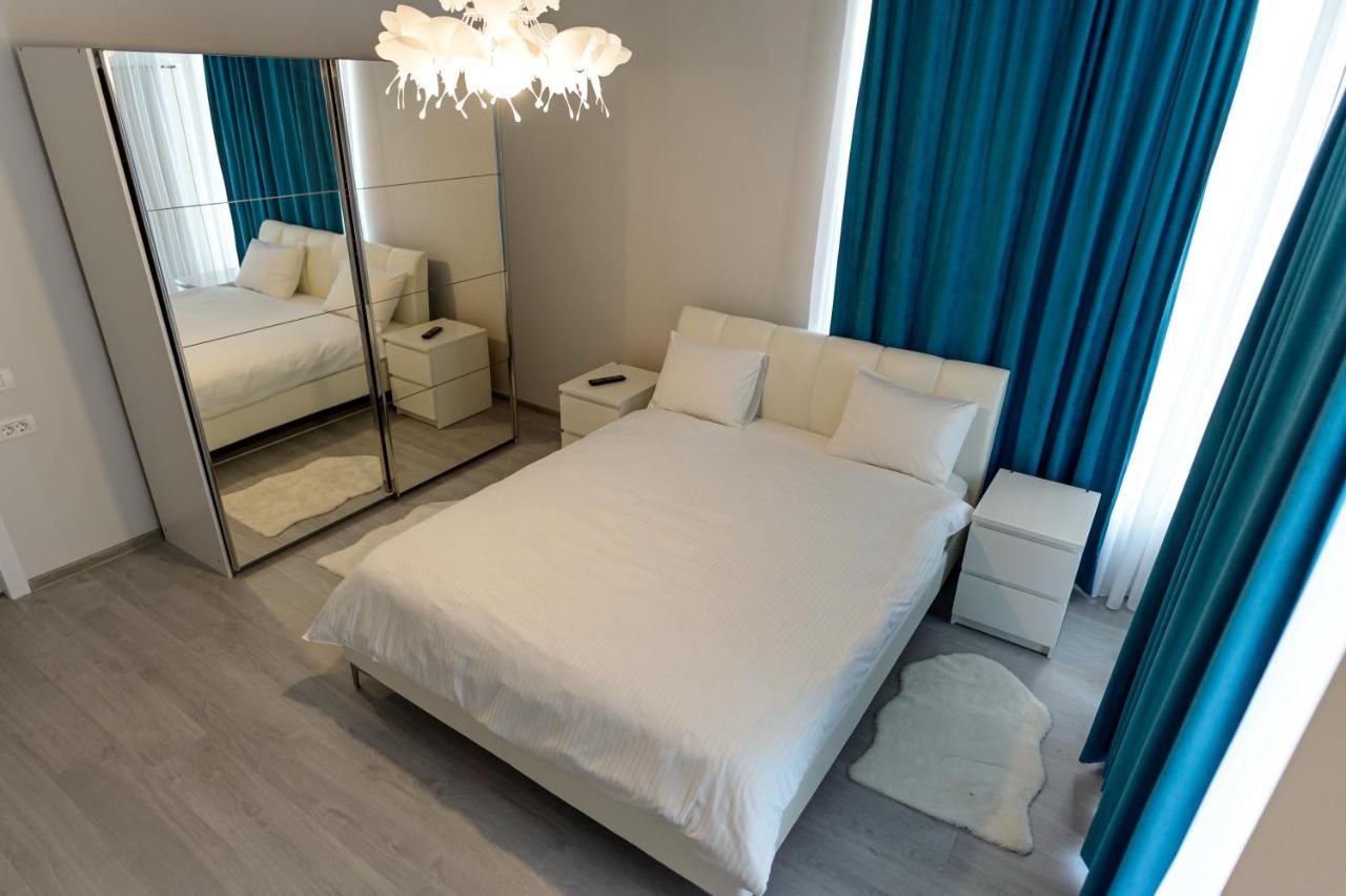 Atlantis & Mamaia